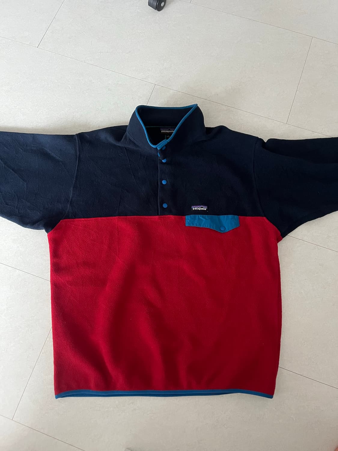 파타고니아 신칠라 네이비레드 L 상품이미지1