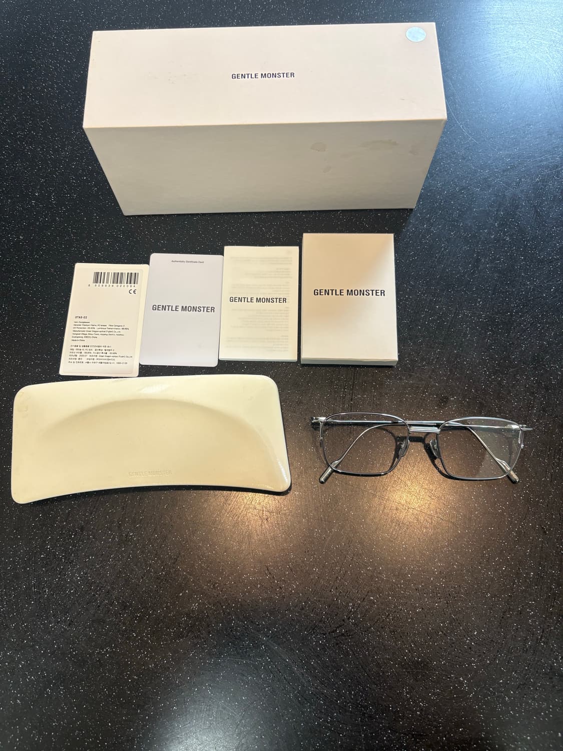 젠틀몬스터 오타스02 실버 S급  상품이미지3