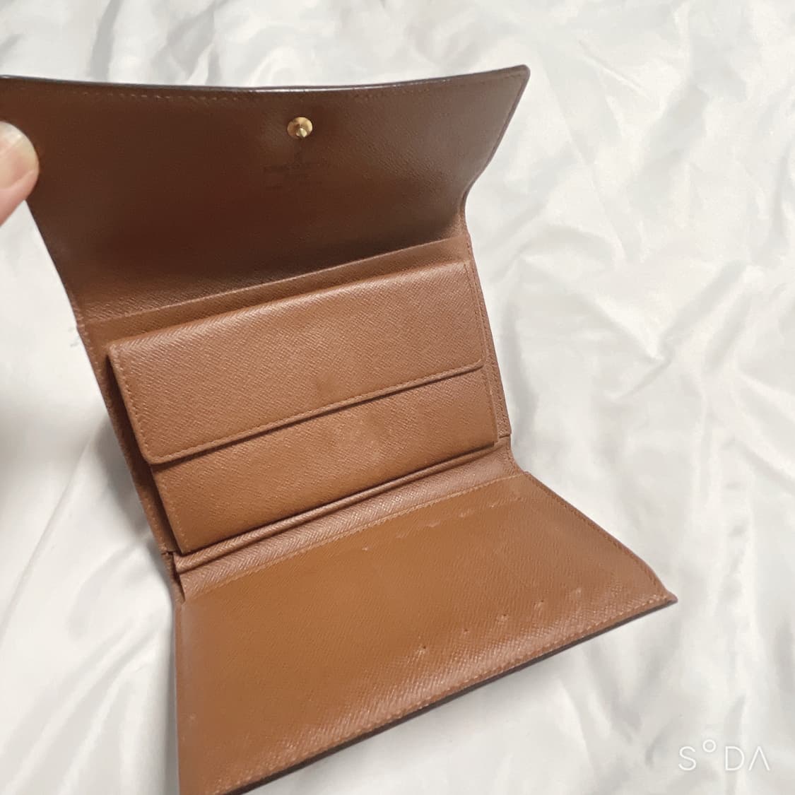 루이비통 장지갑 상품이미지4