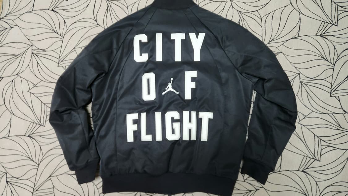 조던 올스타 컬렉션  City of Flight 블랙 MA-1 패딩자켓  상품이미지3