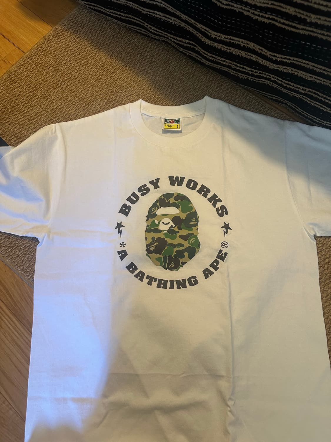 베이프Bape 반팔티 FW25 팝니다 상품이미지2