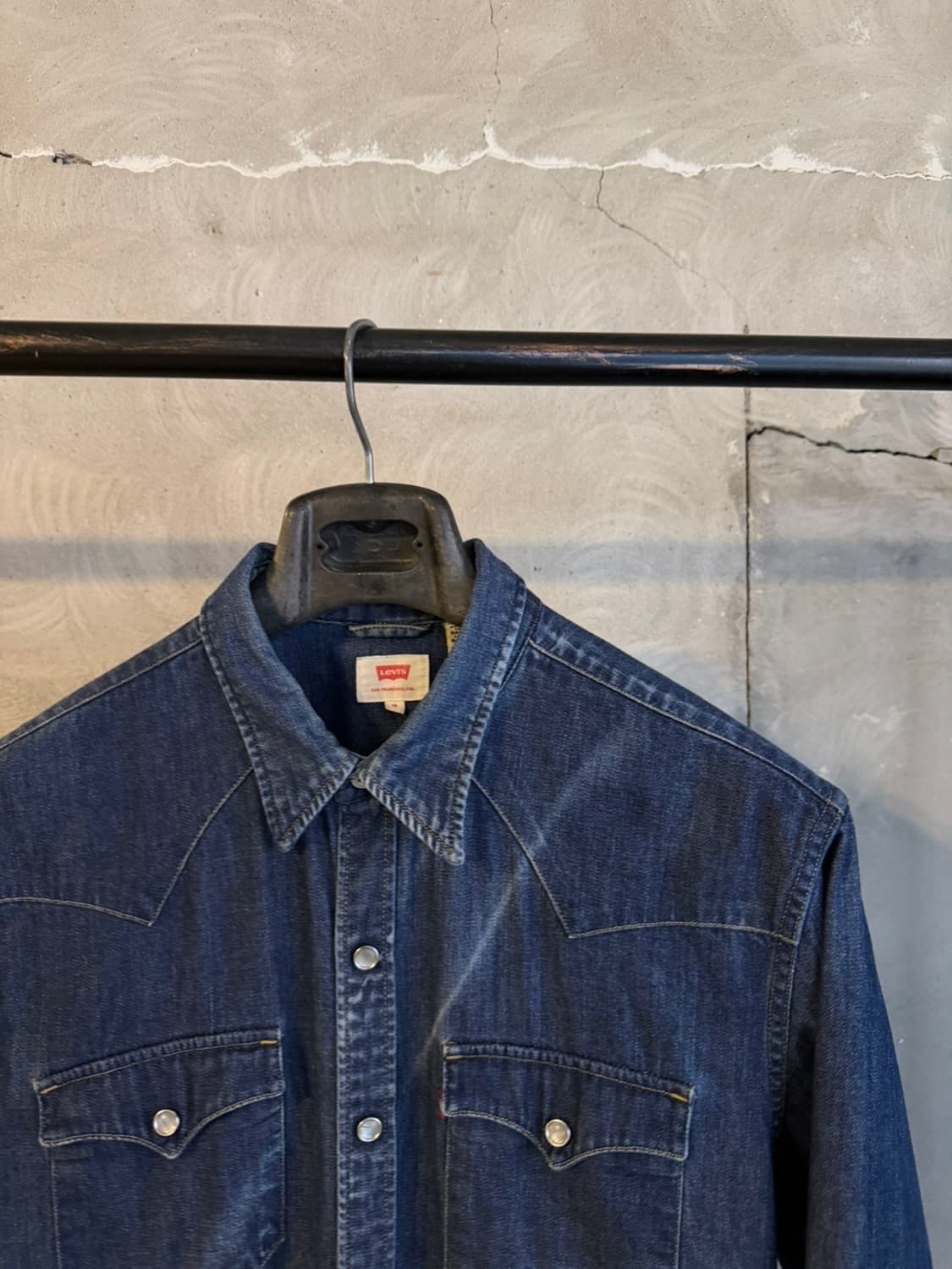 리바이스 웨스턴 데님 셔츠 슬림100 상품이미지4