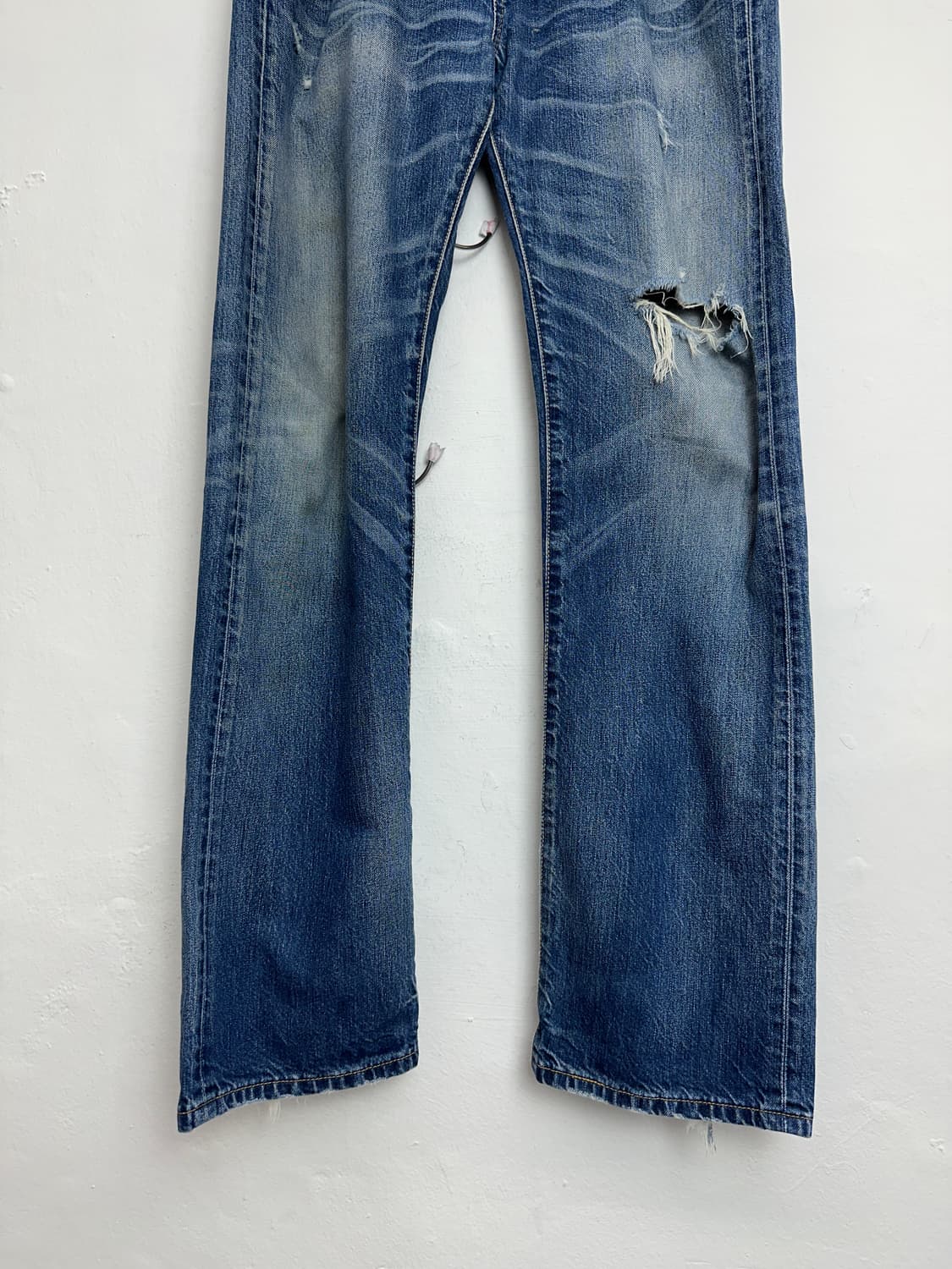 Levi’s 2000s 501 Button Fly Broken Denim 상품이미지7