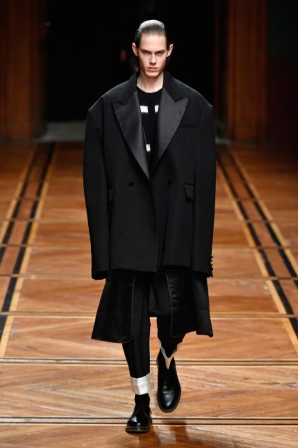 션슈엔 18FW 슈퍼 오버사이즈 더블 레이어드 블레이져 46사이즈 상품이미지1