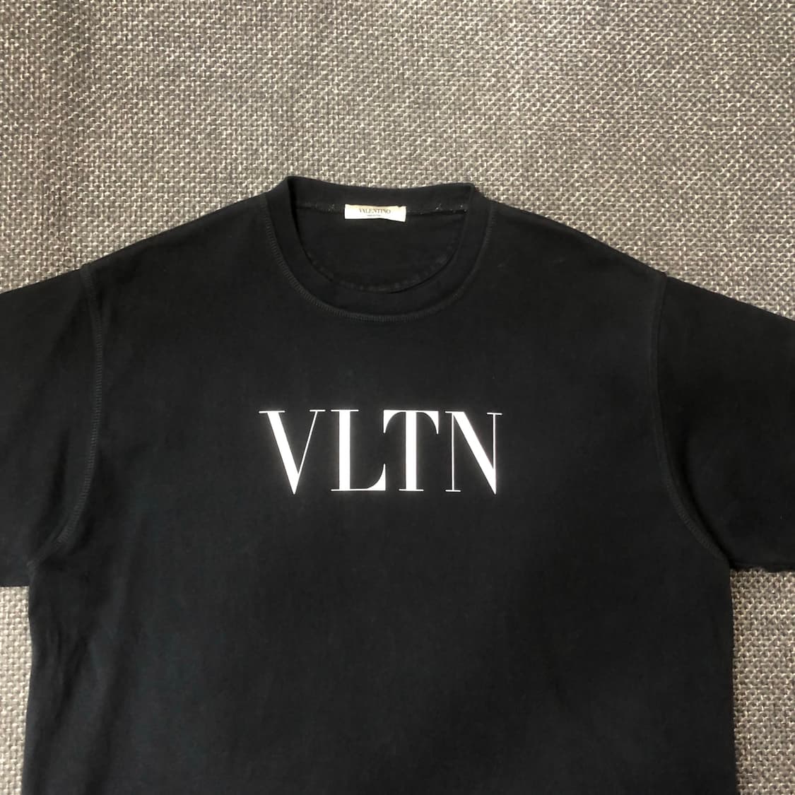  [L] 발렌티노 VLTN 프린팅 반팔 상품이미지2
