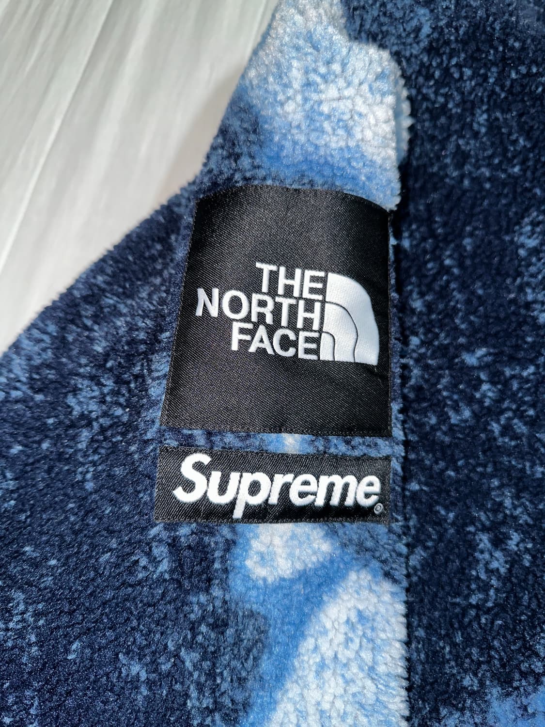 21FW 노스페이스 x 슈프림 블리치 후리스 판매합니다 상품이미지2