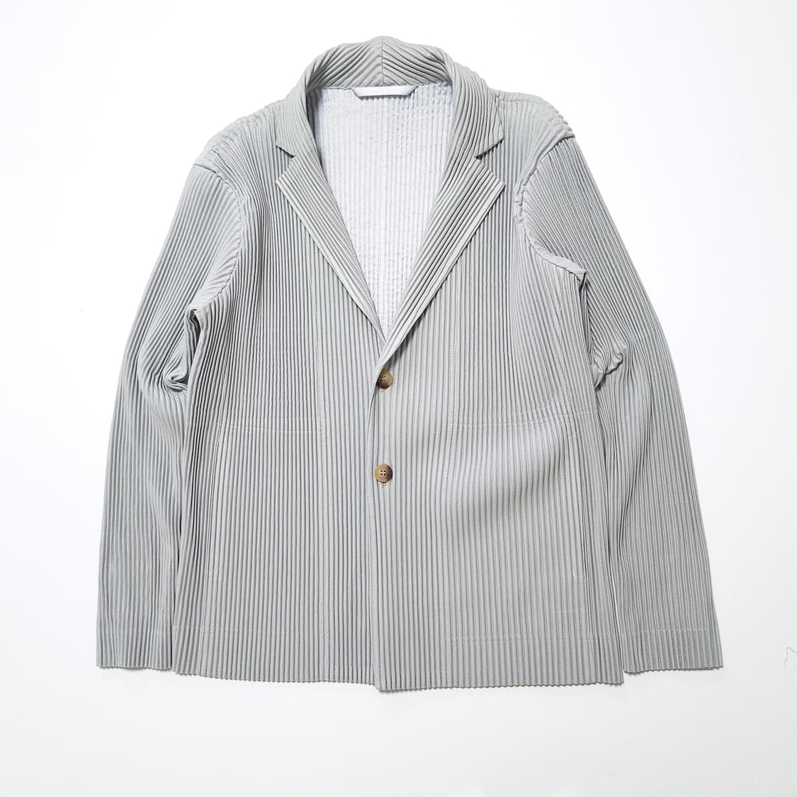 옴므 플리세 이세이미야케 베이직 테일러드 자켓 상품이미지1