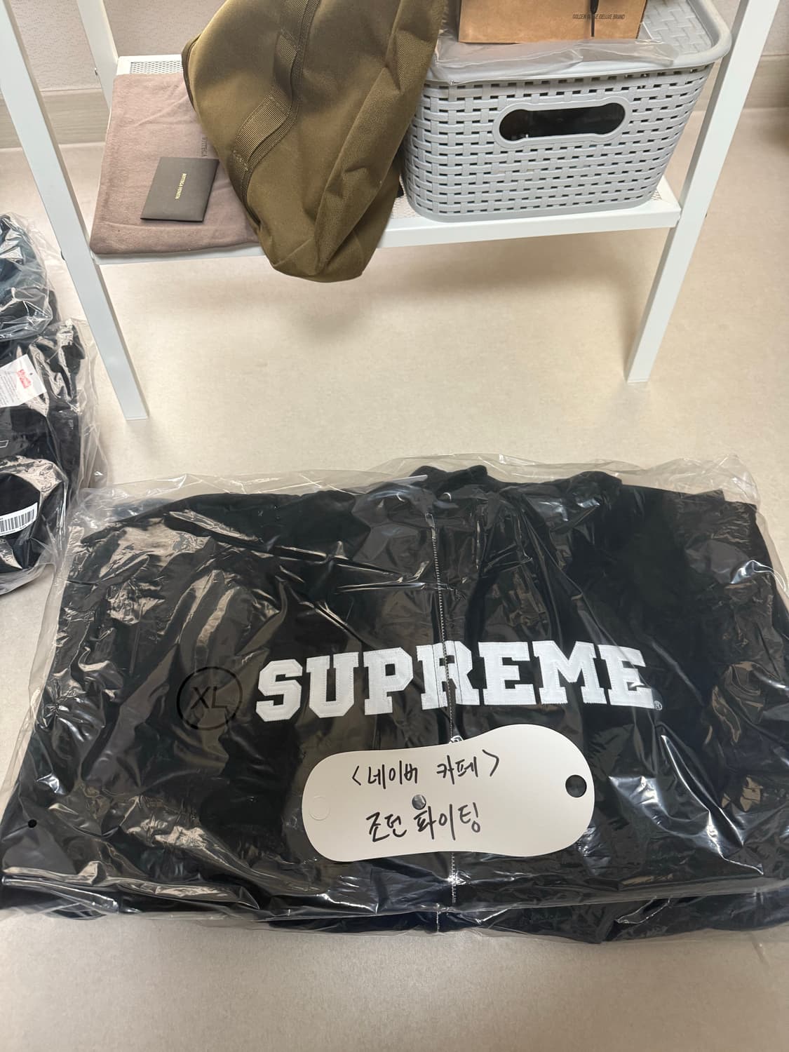 슈프림 후드 집업 상품이미지2