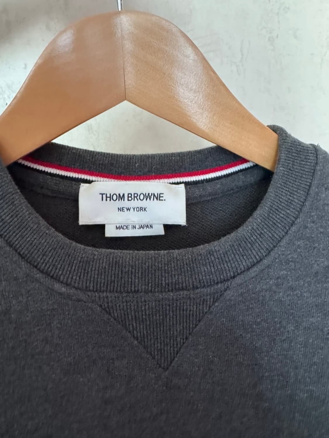 톰브라운 맨투맨 1사이즈 정품 진회색 상품이미지2