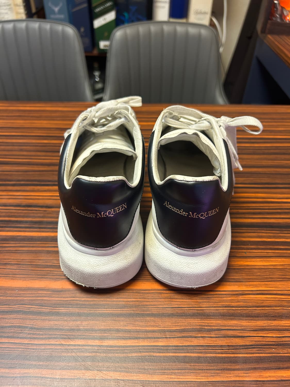 알렉산더맥퀀 오버솔 화이트 블랙 EU 40 사이즈 상품이미지5