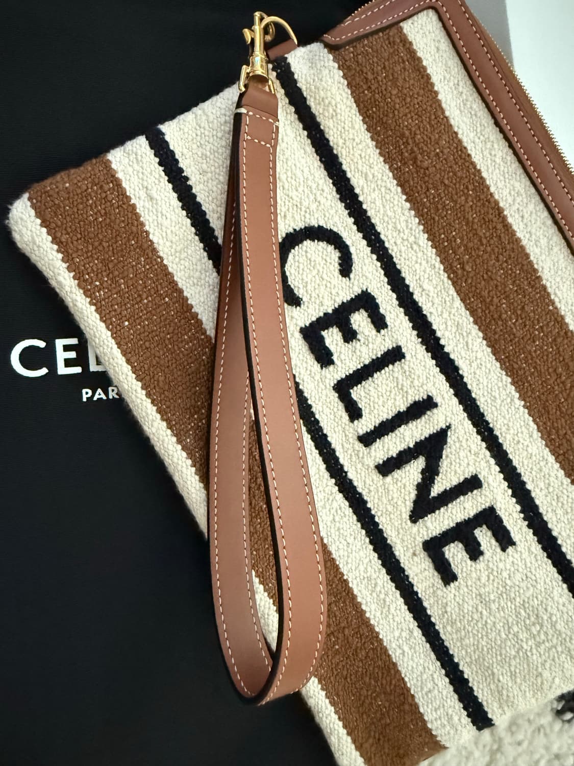 스트랩 파우치 - CELINE 자카드 스트라이프 텍스타일 상품이미지4