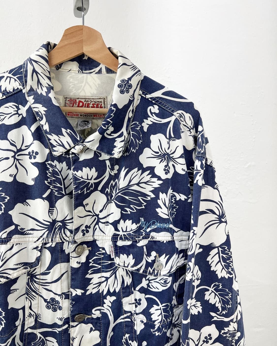 디젤 네이비 트로피칼 패턴 로고 트러커 자켓  상품이미지2