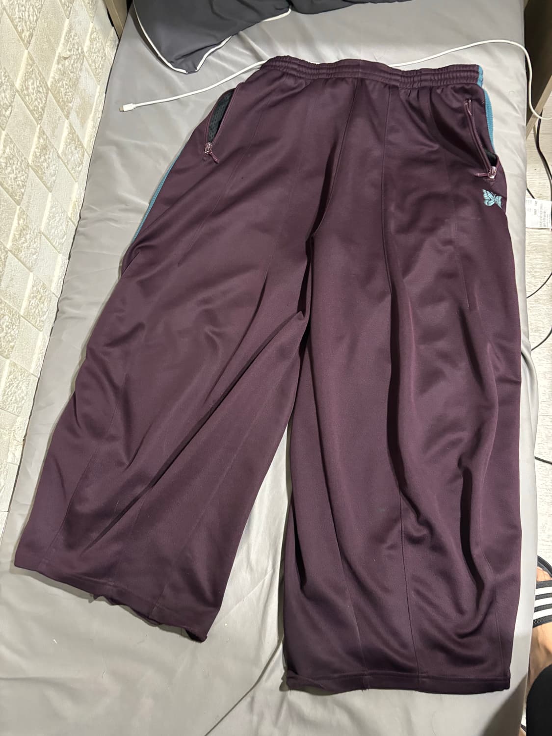 니들스 H.D 트랙팬츠 버건디 상품이미지1