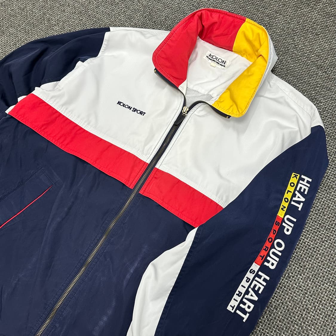 코오롱 스포츠 90s 올드스쿨 배색 바람막이 100 상품이미지4