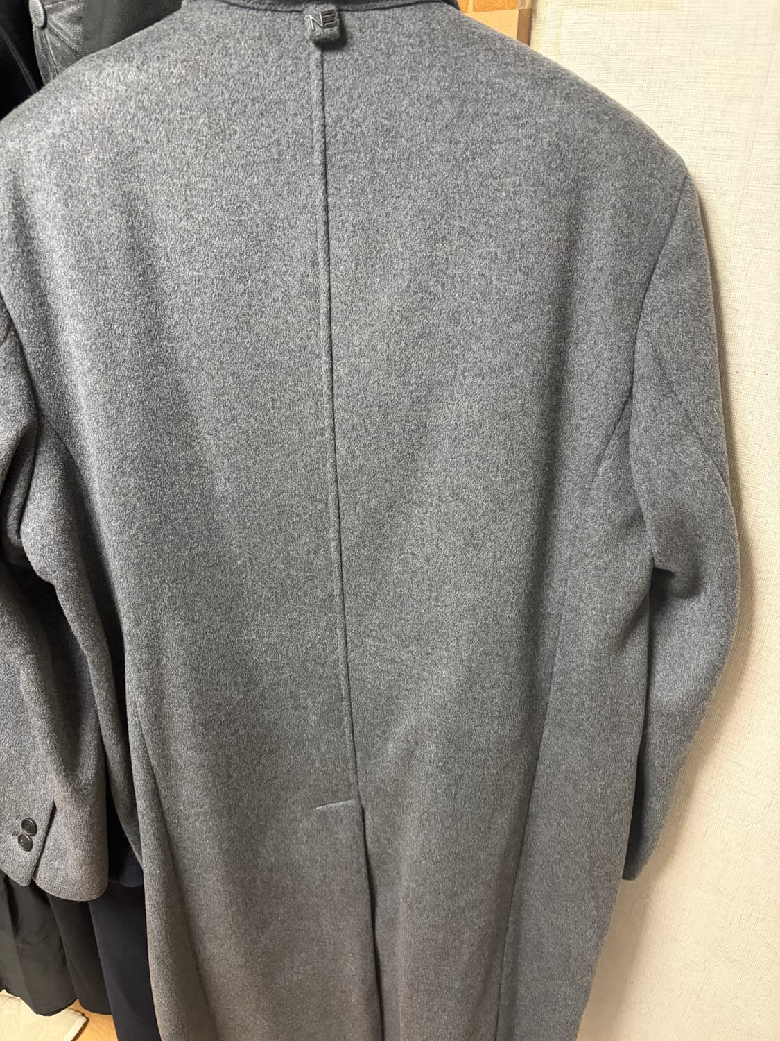넌블랭크 3버튼 체스터필드 코트_MEDIUM GREY L사이즈 상품이미지5