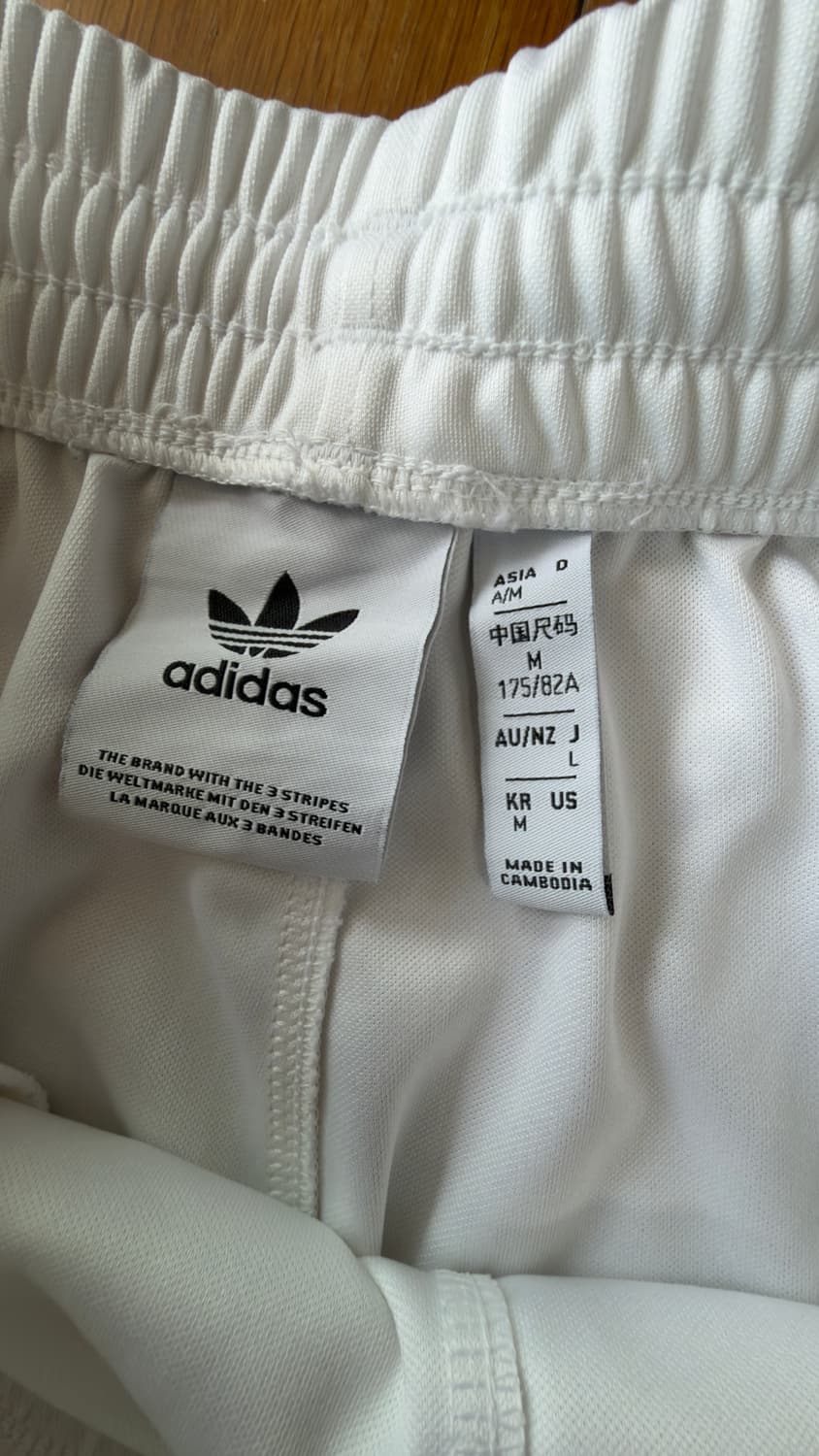 아디다스 아카이브 쇼츠 상품이미지3