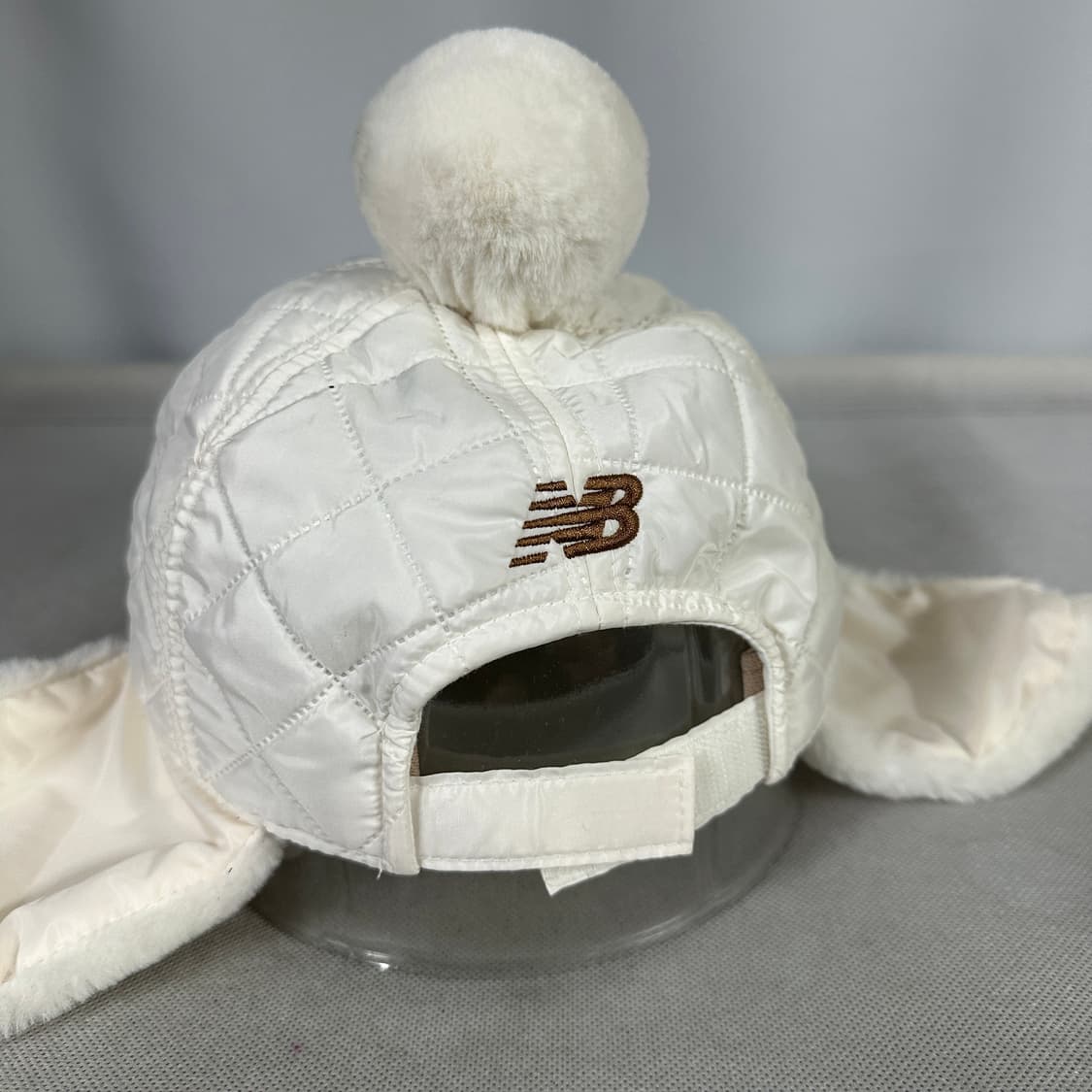 뉴발란스 키즈 퀼팅 폼폼 방한 모자 (54) 상품이미지2