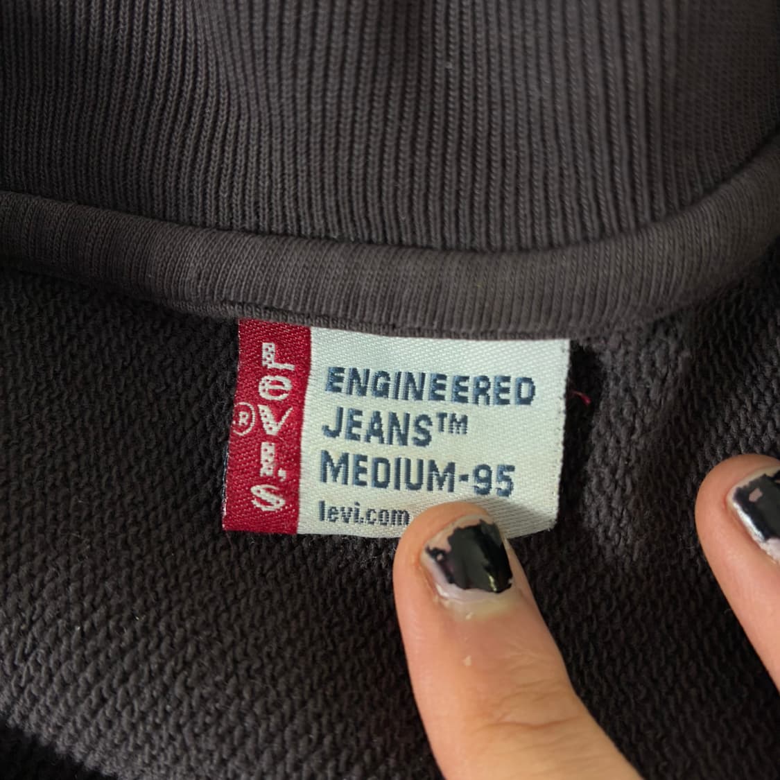 Levi's  리바이스 엔지니어드 진스 스프레이 그래픽 티셔츠 상품이미지5