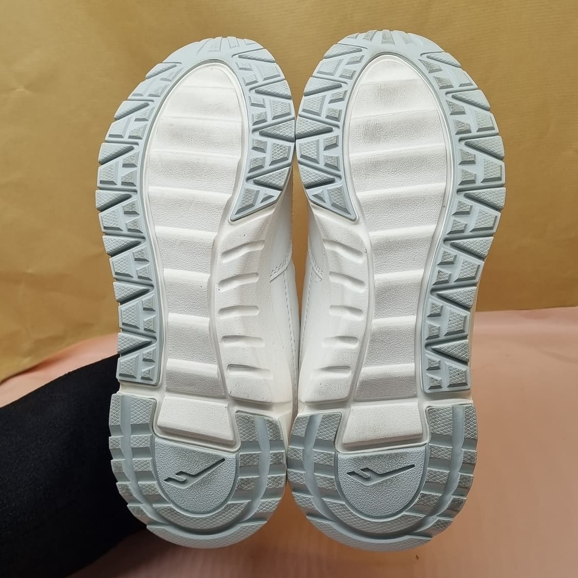 프로스펙스 에어스카이 운동화 255 상품이미지3