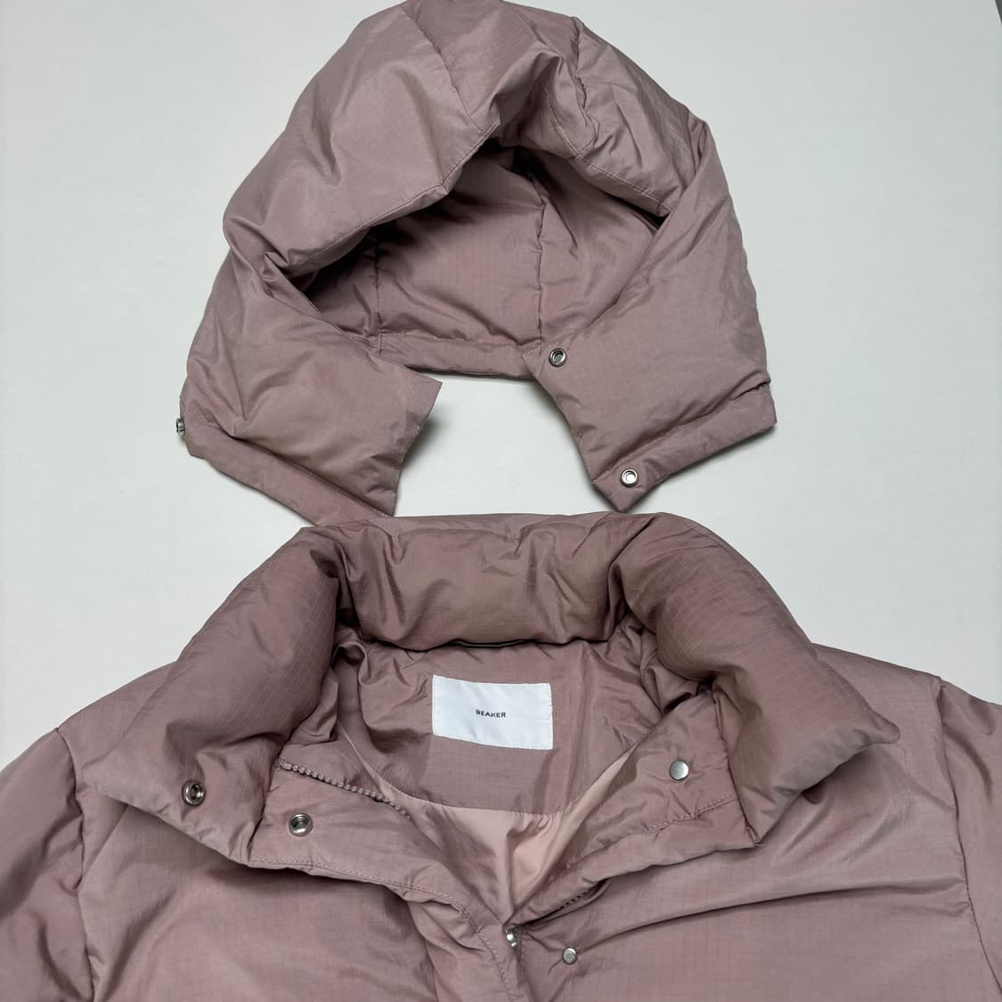 비이커 다운푸퍼 숏패딩 베이지핑크 0사이즈 상품이미지2