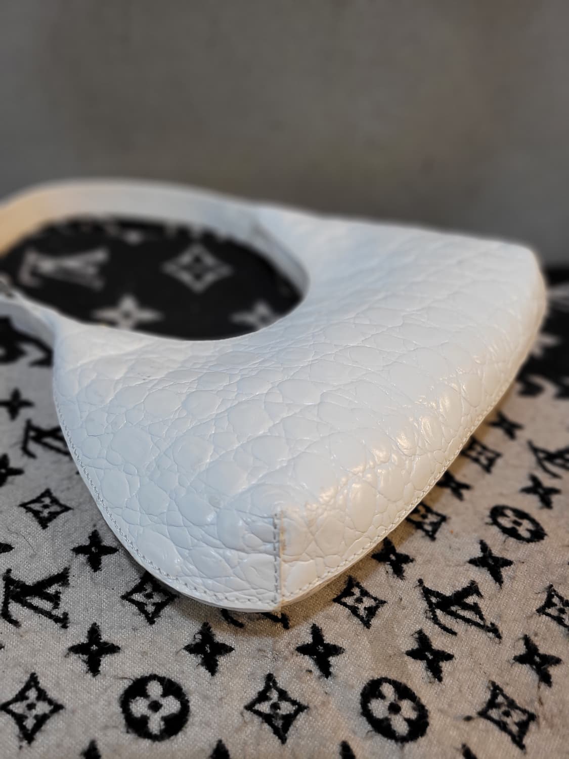 정품 BY FAR (바이파) 베이비  미니  엠마백  상품이미지3