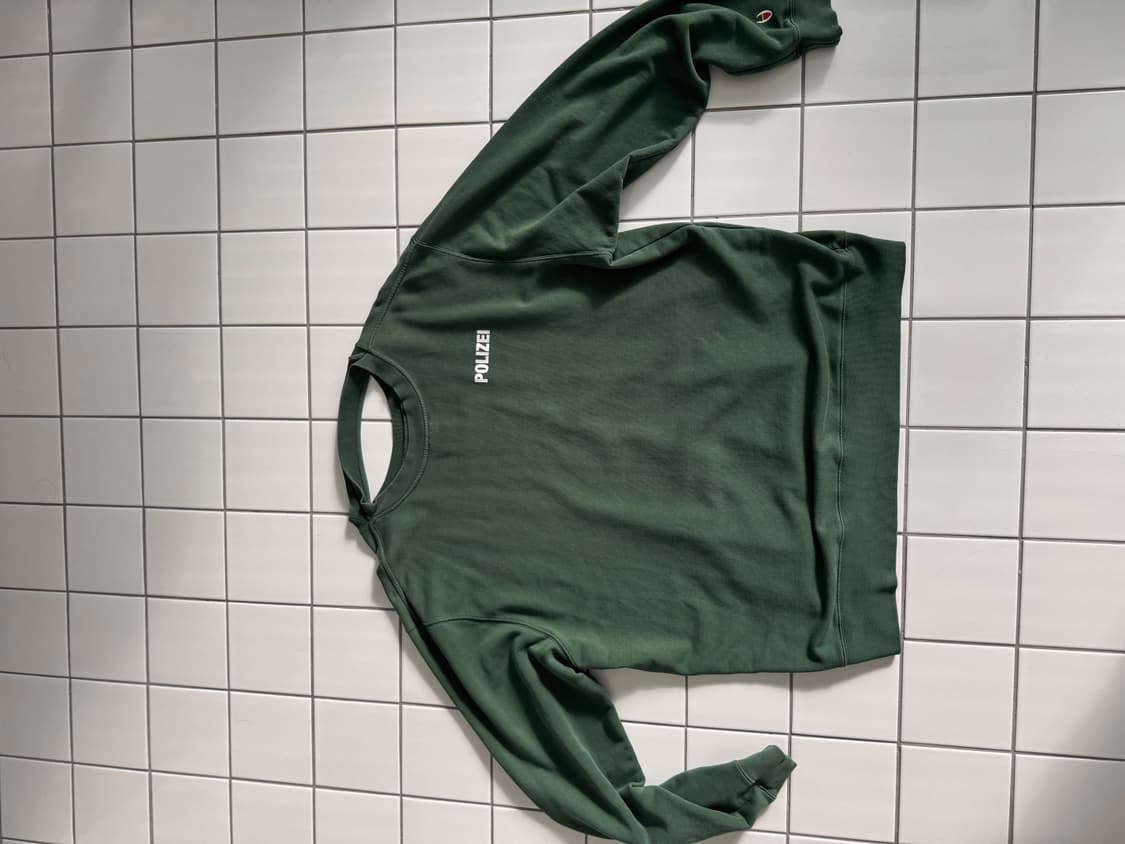 VETEMENTS  Champion 콜라보 POLIZEI 맨투맨 상품이미지2