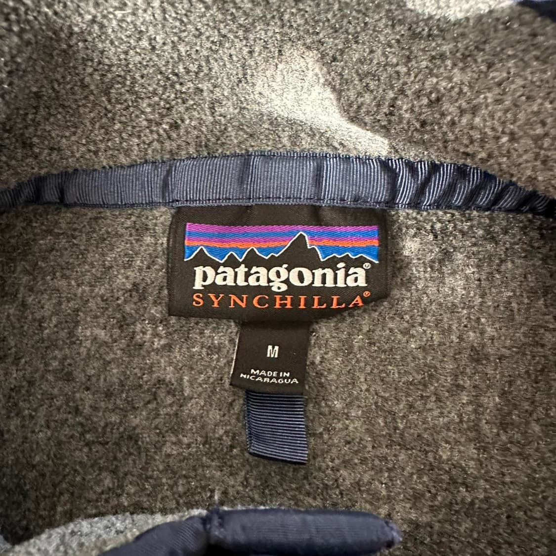 14FW 파타고니아 클래식 신칠라 스냅-티 플리스 풀오버 상품이미지3