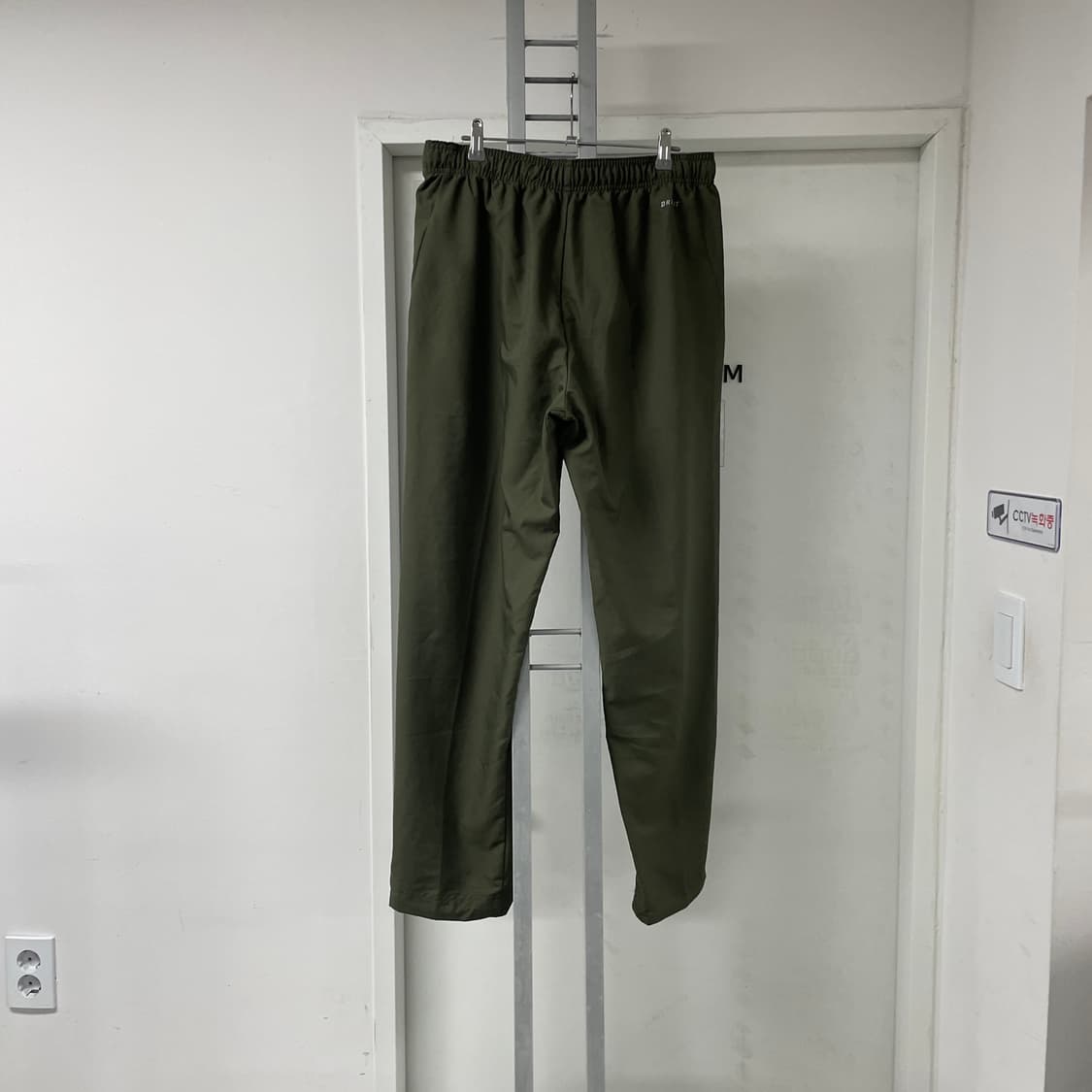 나이키 드라이핏 카키 팬츠 XXL 상품이미지6