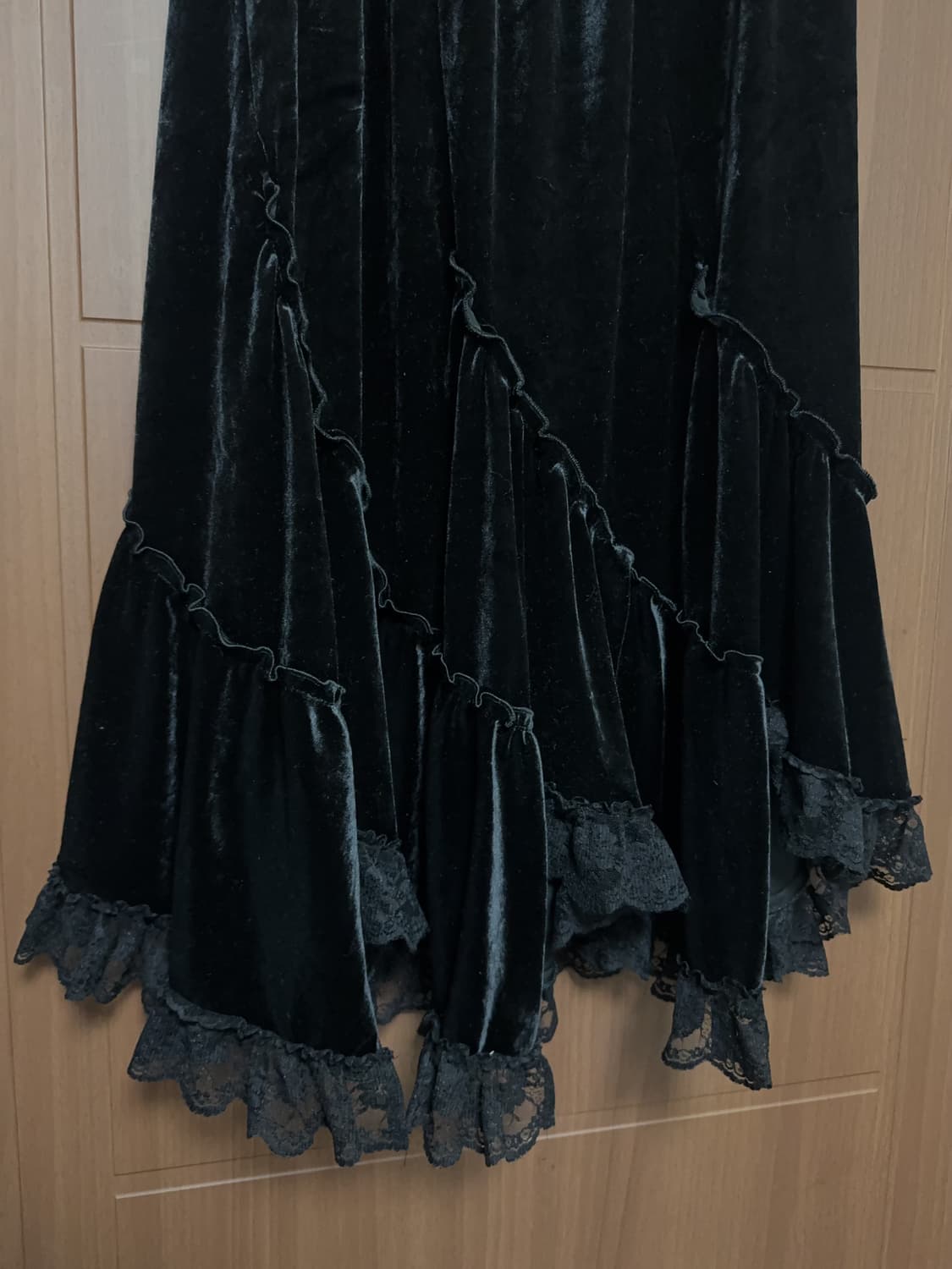 공겜여주 오네갸루 지뢰계 빈티지 벨벳 레이스 블랙 롱 스커트 상품이미지3