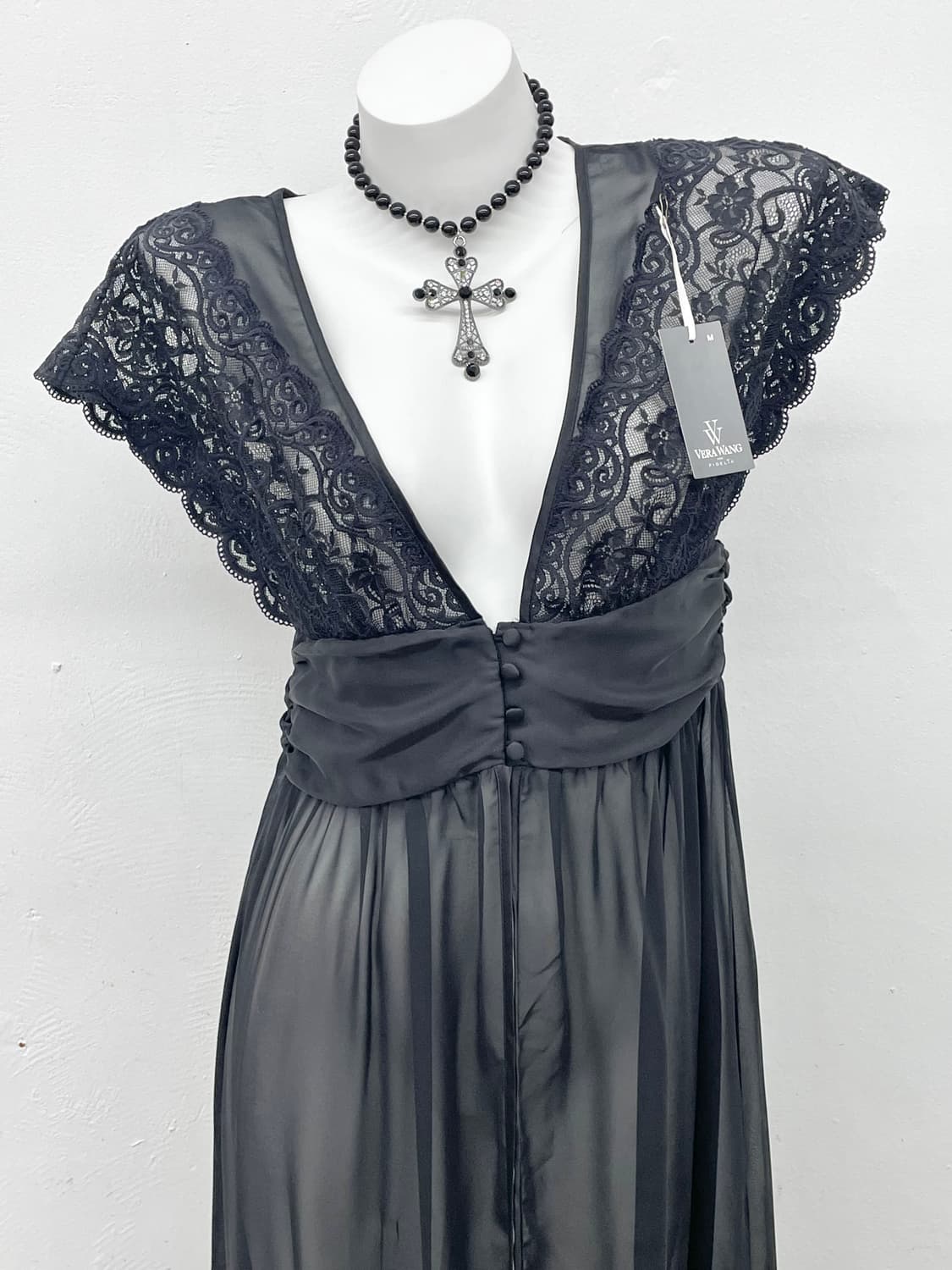 베라왕 블랙페어리 버튼 레이스 로브 상품이미지2