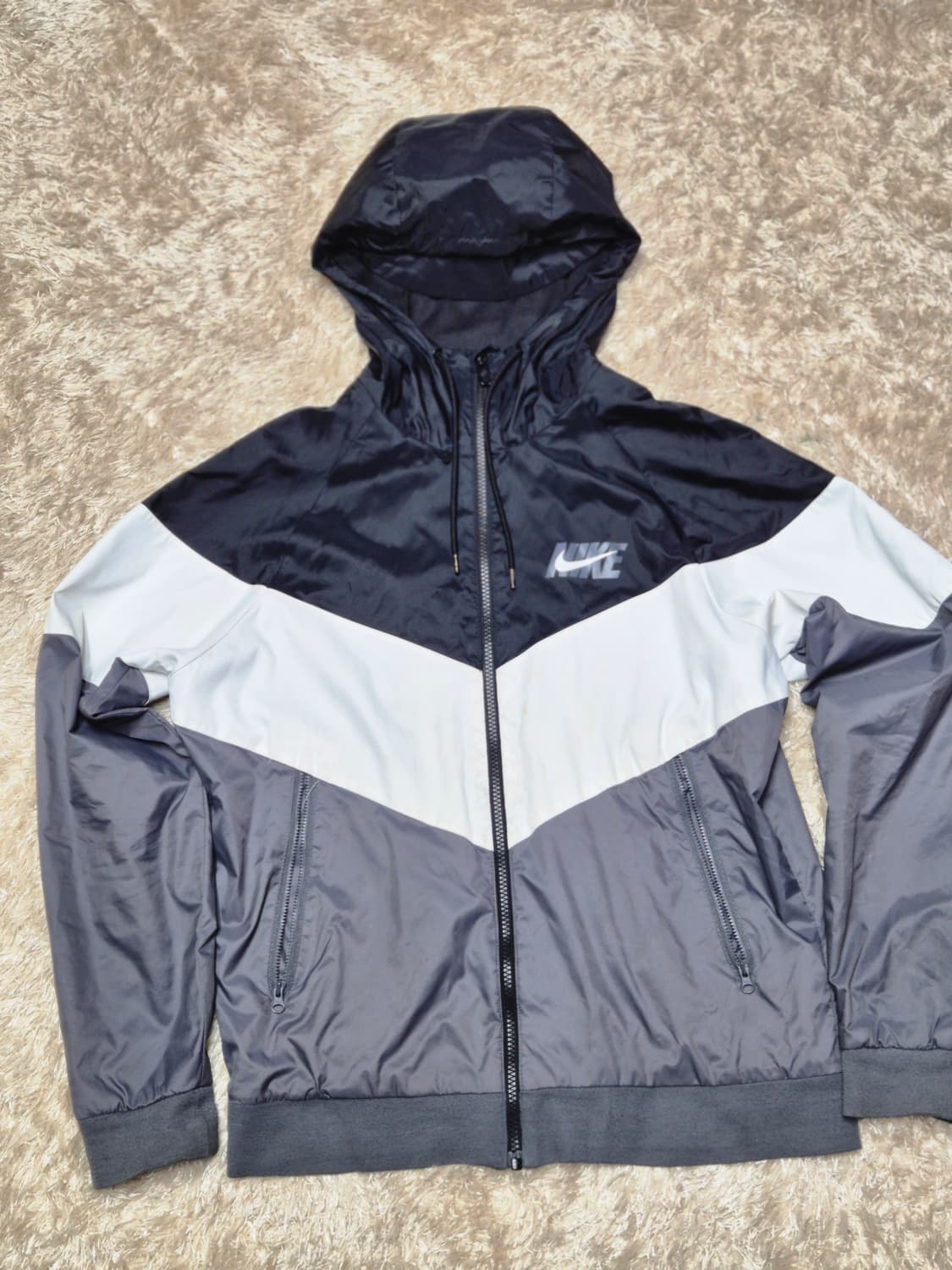 나이키 바람막이 M 블랙/화이트/회색 상품이미지1