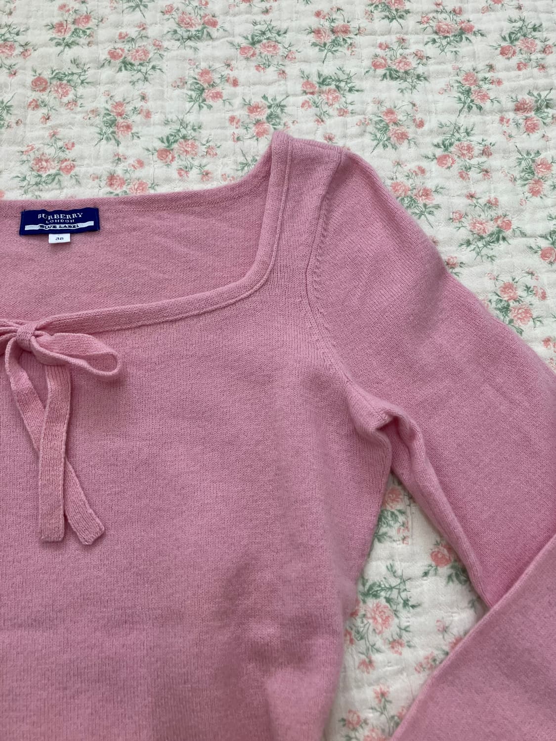 버버리 블루라벨 딸기 우유 핑크 리본 니트 1081 모리걸 y2k 스트릿 상품이미지3