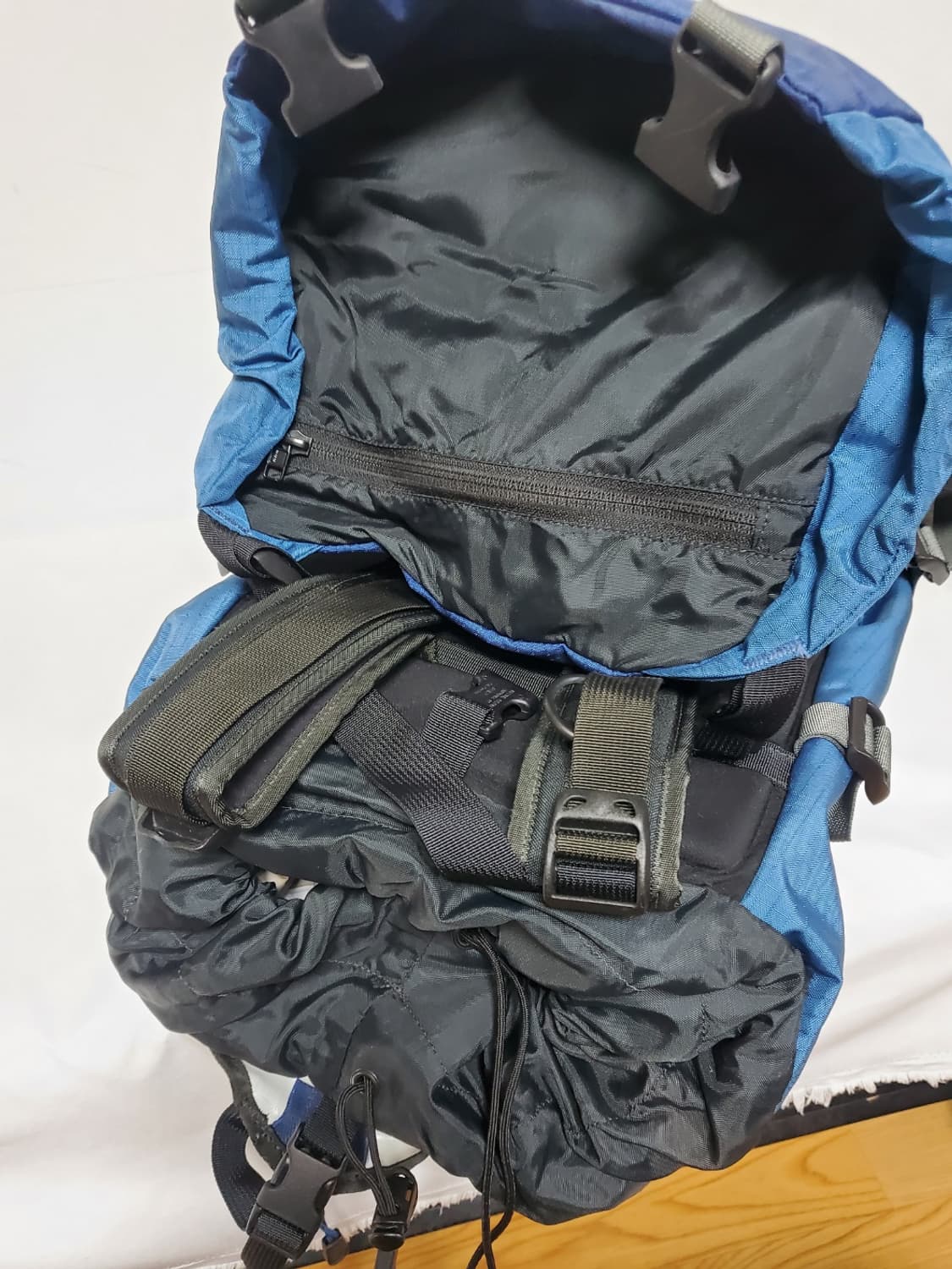 아크테릭스 배낭 정품 35L 상품이미지6