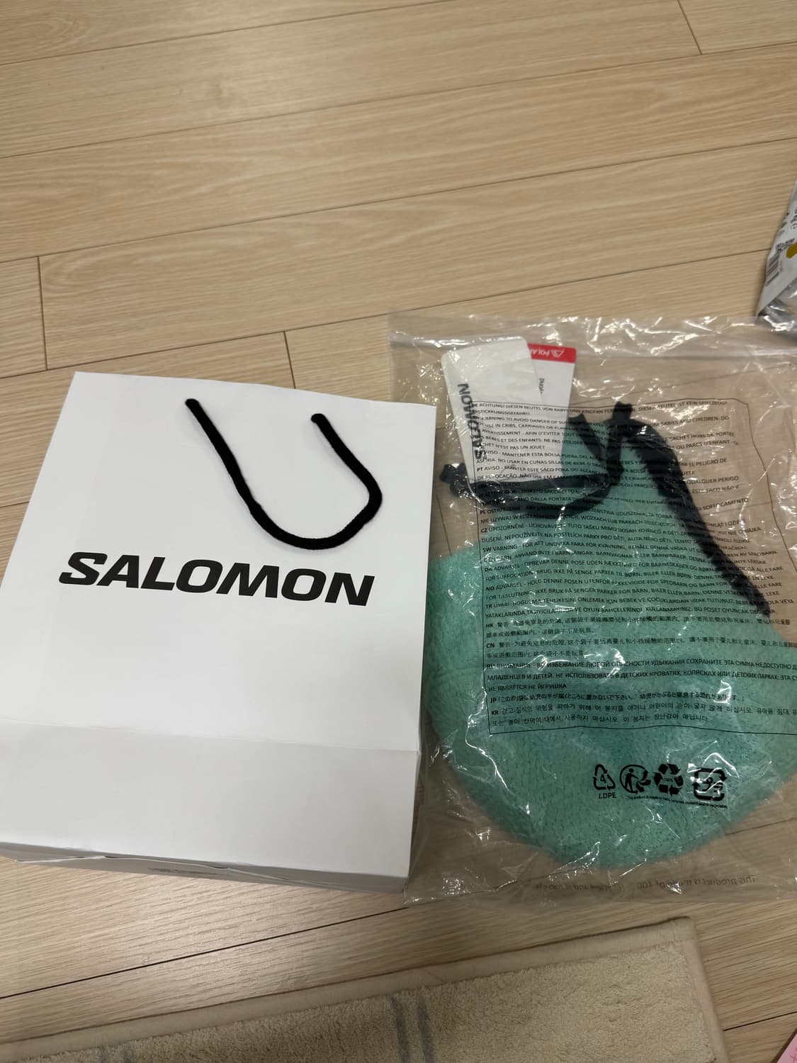 살로몬 시에라 플리스 비니 민트 팝니다! 상품이미지4