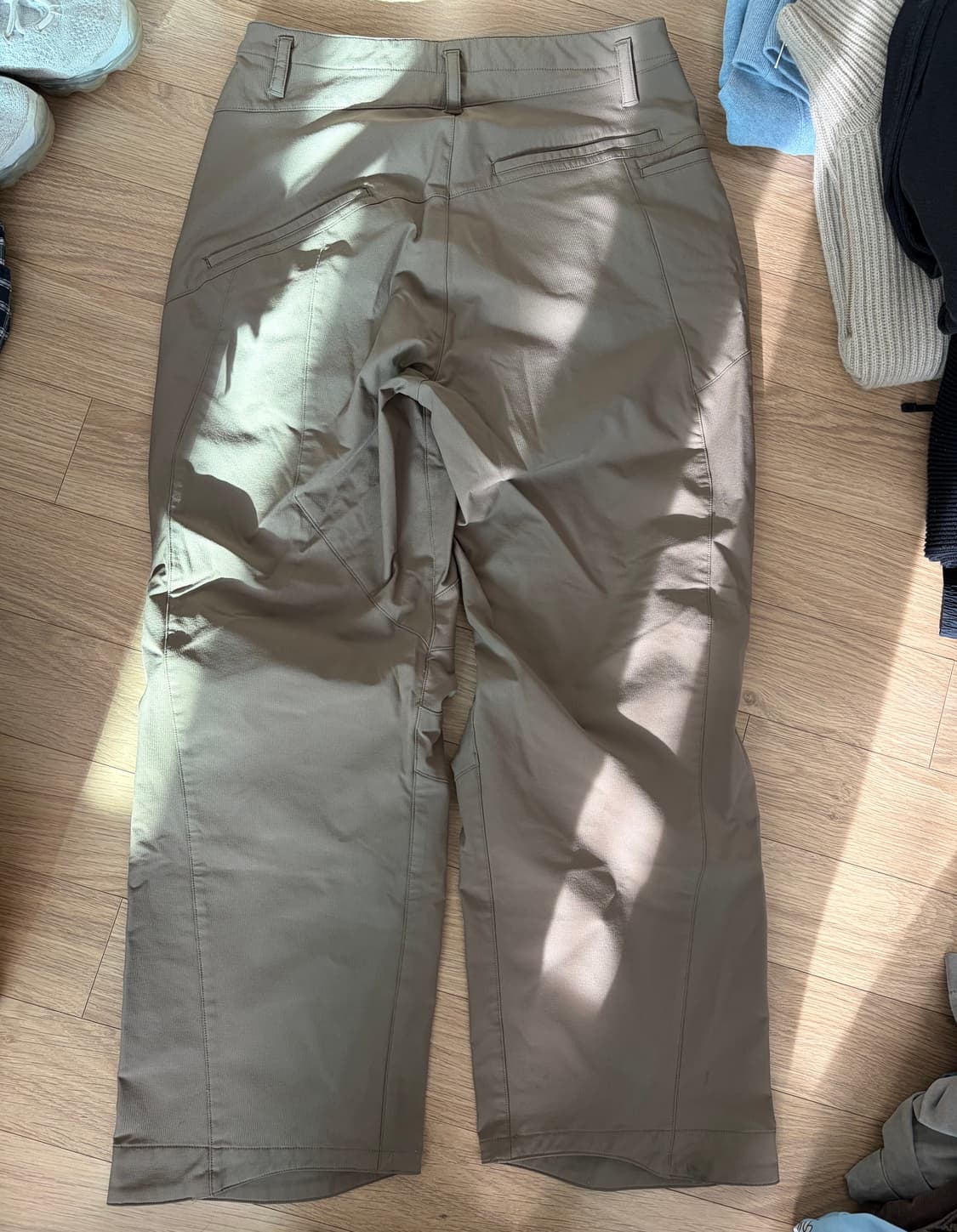 [1]산산기어 패널드 다트 팬츠 애쉬 브라운 - 23FW 상품이미지5