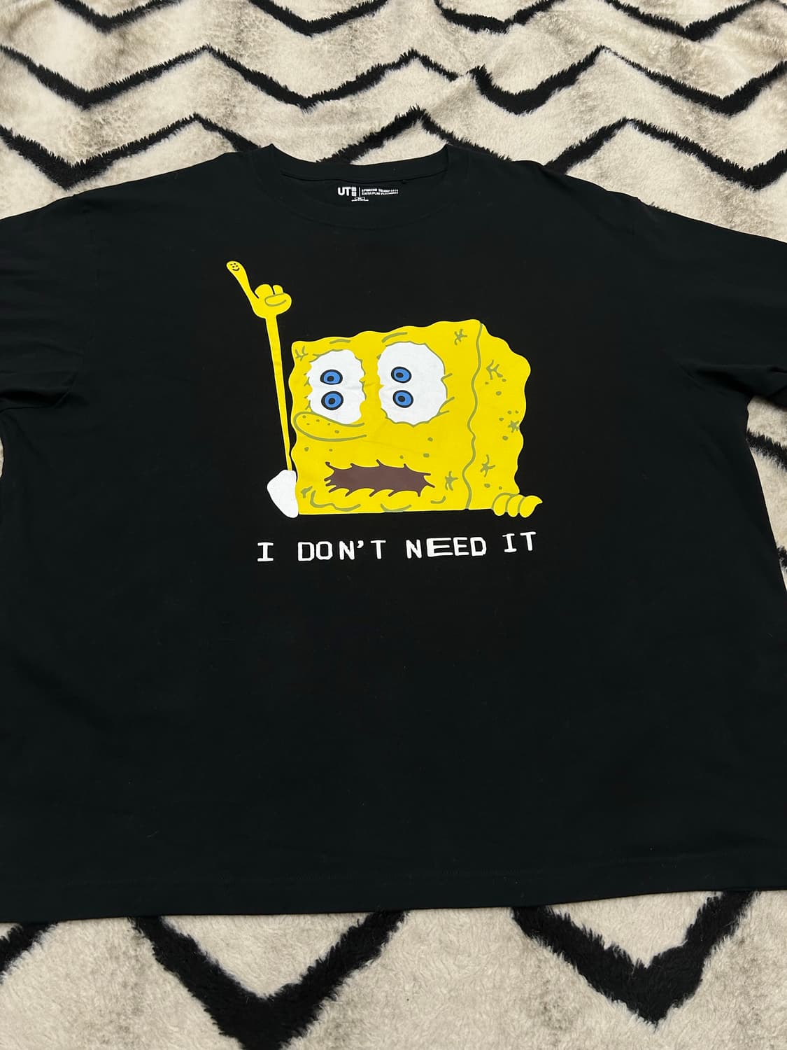 [4XL]유니클로xCPFM 스펀지밥 반팔/블랙 상품이미지2