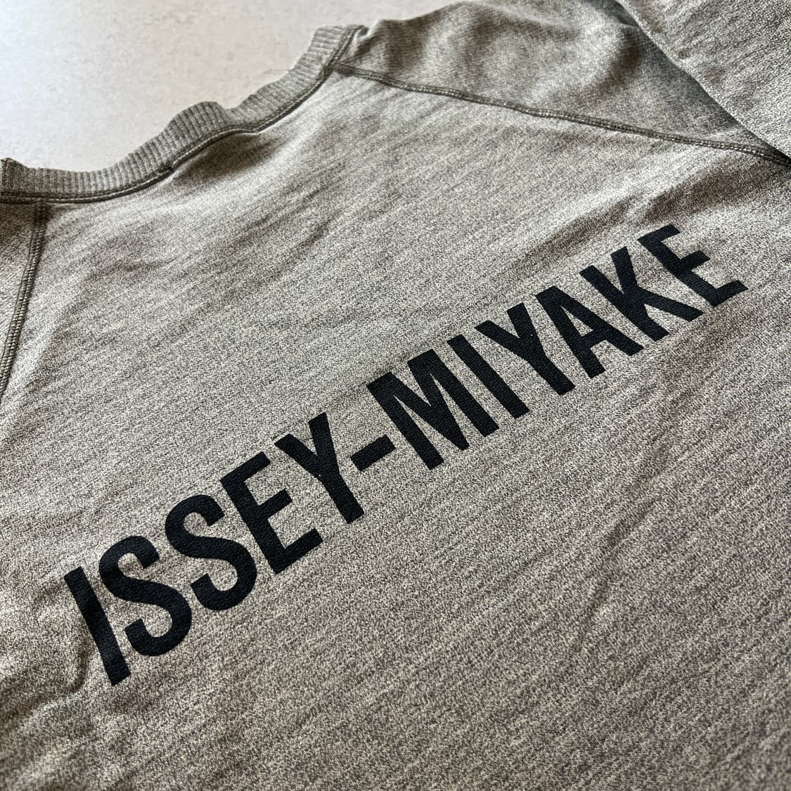 빈티지 90s ISSEY MIYAKE 백로고 스웻셔츠 상품이미지3