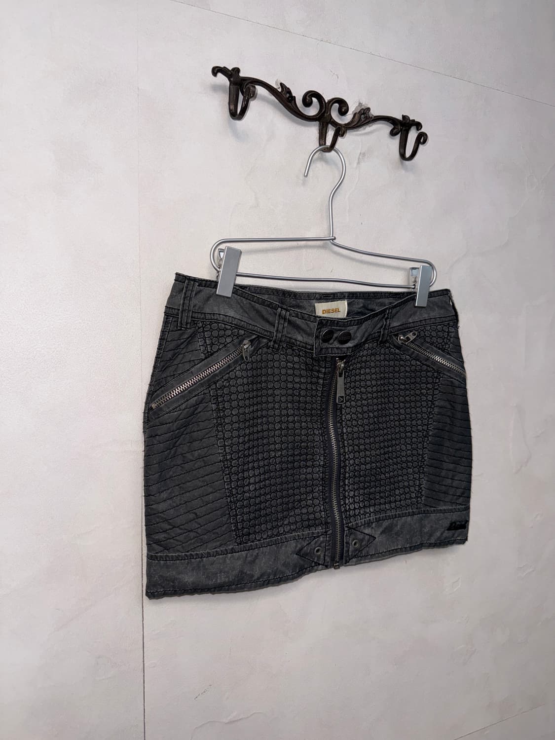 DIESEL charcoal quilting zipup skirt 상품이미지2