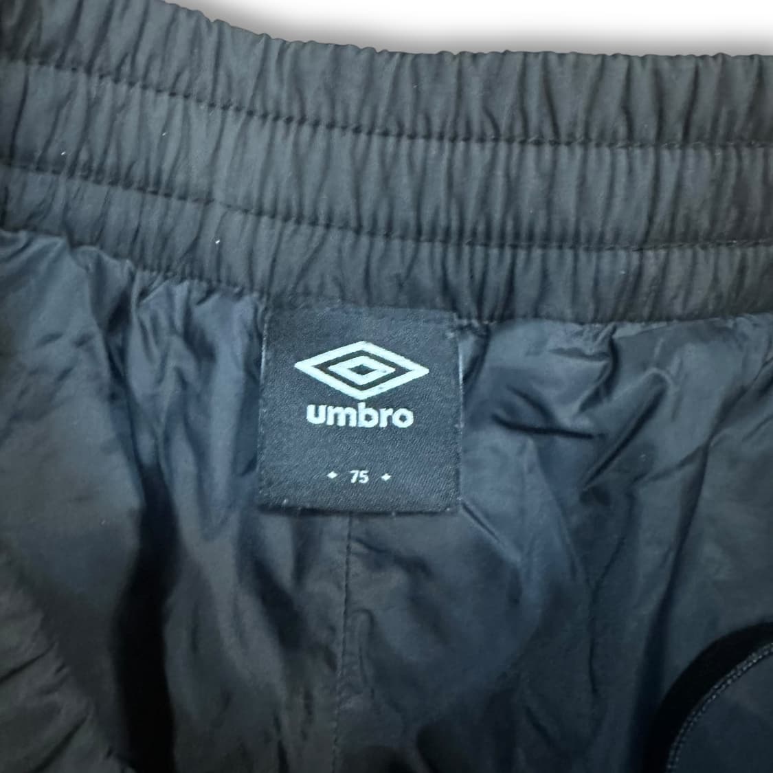 엄브로 퀼팅 패딩 팬츠 상품이미지5