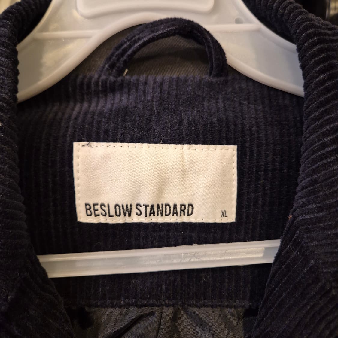 XL(착샷잇음) 네이비 클레식핏 코듀로이 블레이져  상품이미지4