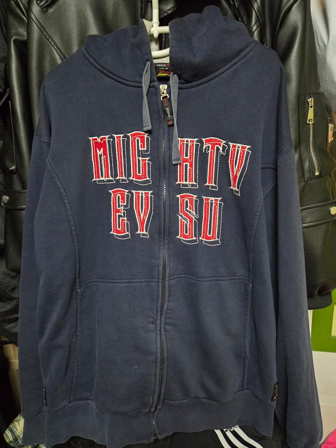 에비수 후드집업 상품이미지1