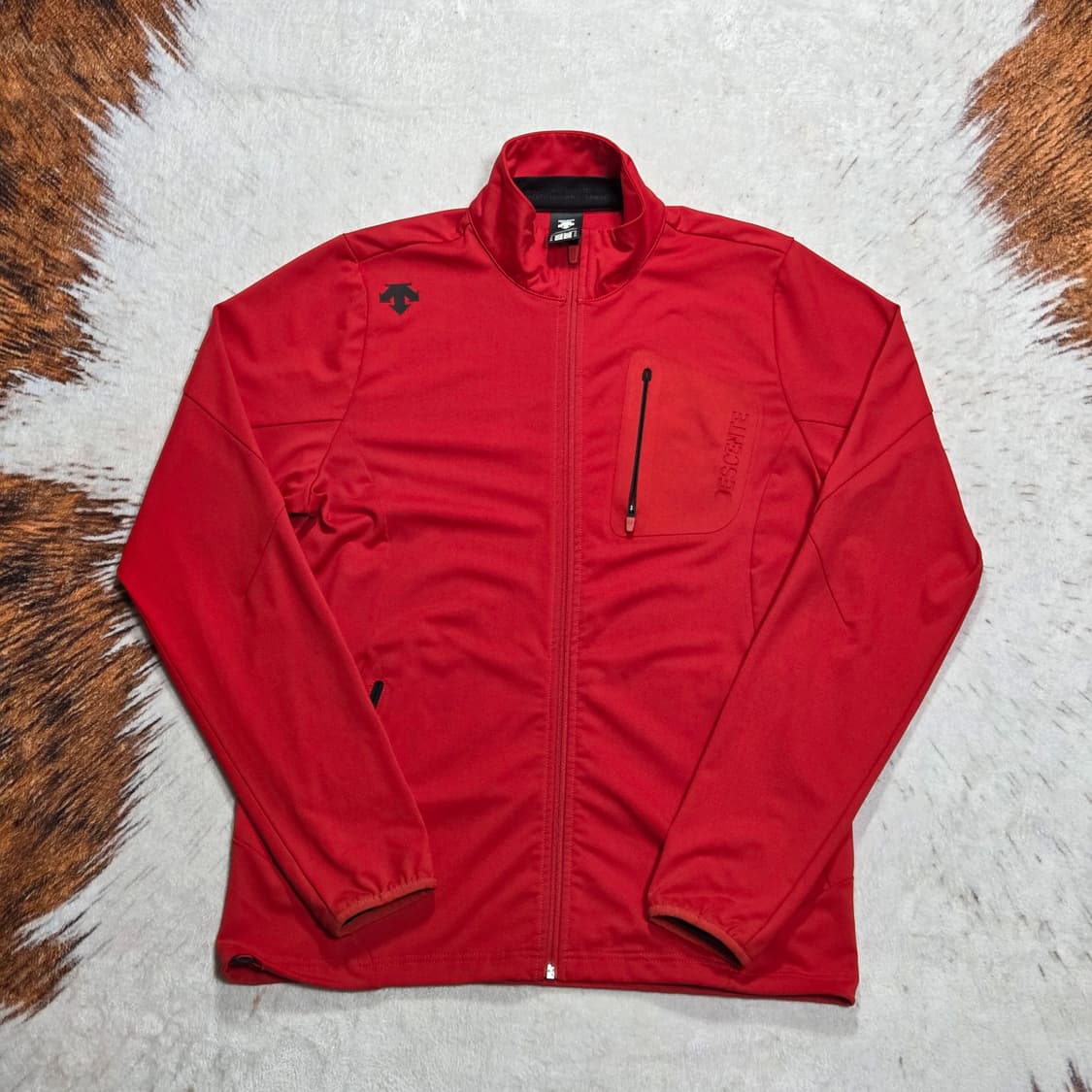 데상트 레드 져지 상품이미지1