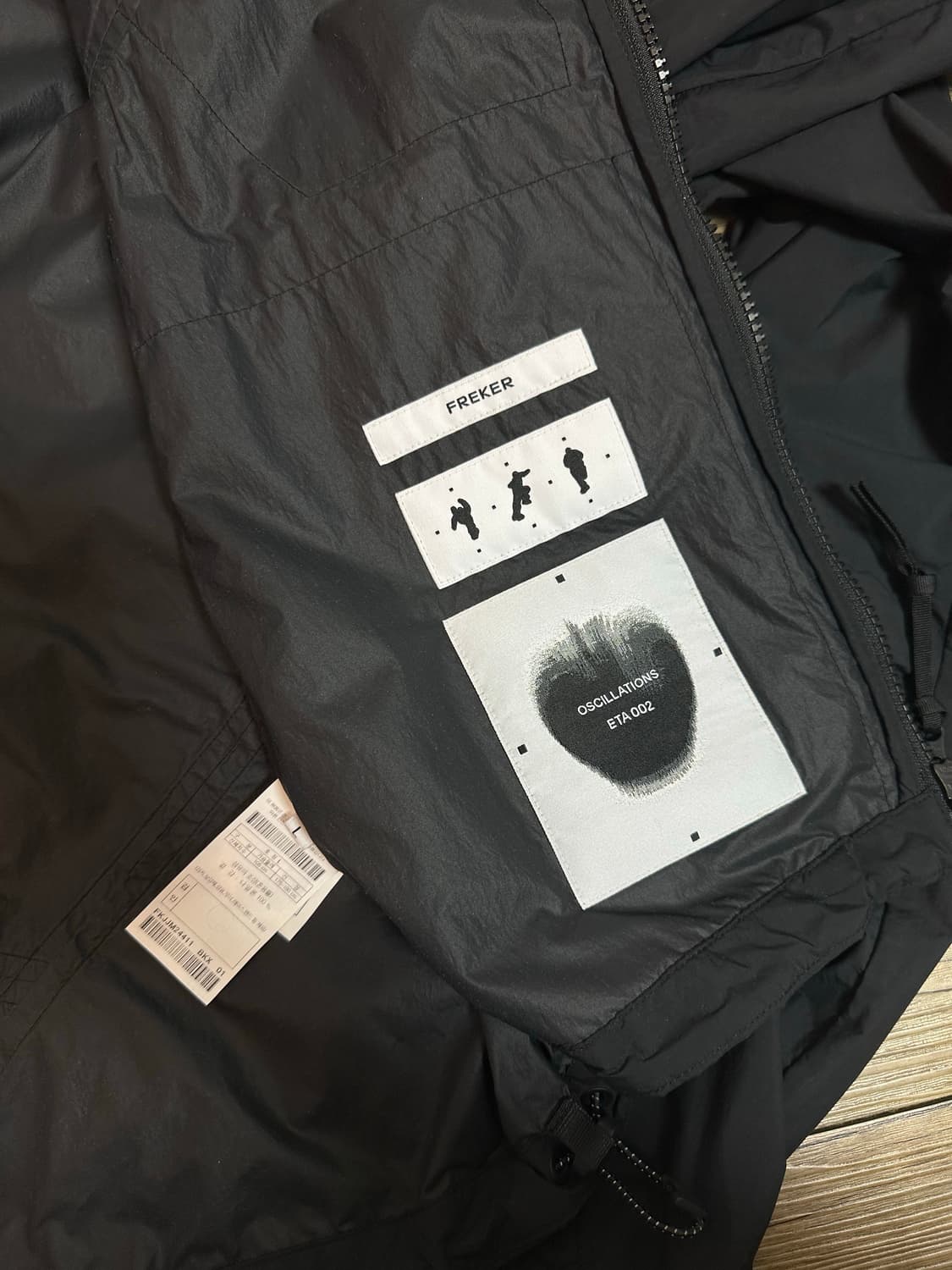 프리커 FREKER 테이프 라이트웨이트 자켓 L 바람막이 상품이미지9