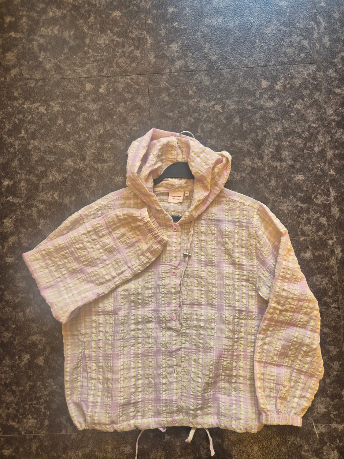 인터크루 우먼스 요루 냉감 시어서커 후드셔츠 핑크 상품이미지1