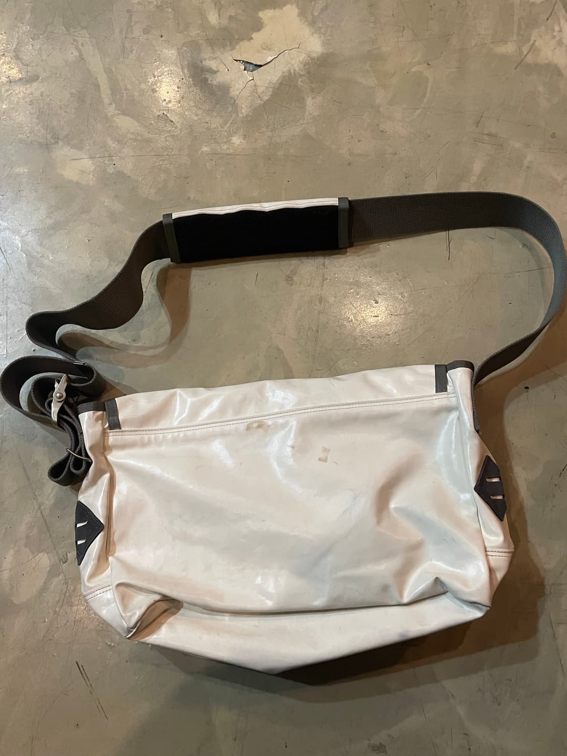 요시다 포터 가죽 크로스뱃 상품이미지3