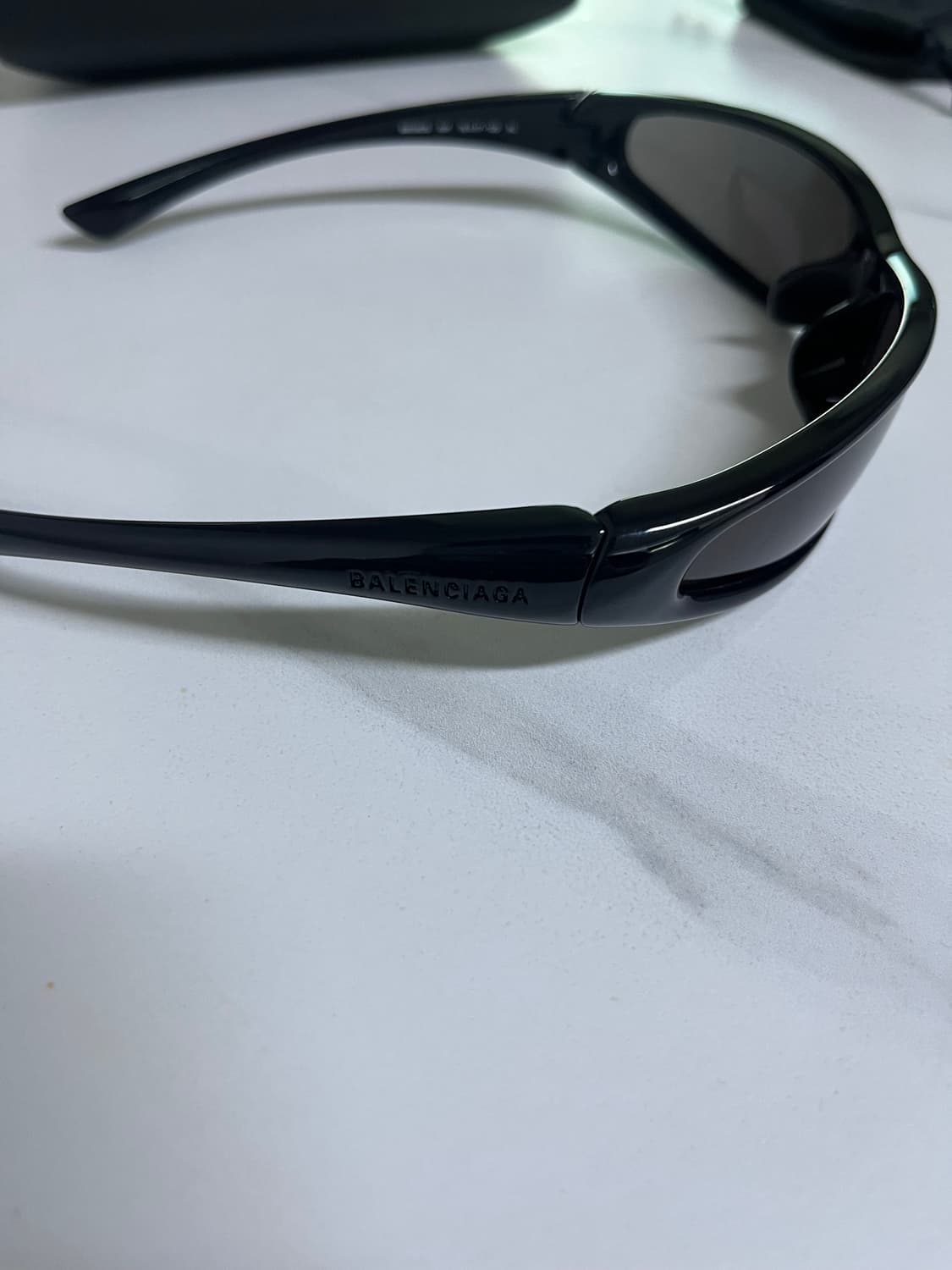 발렌시아가 블레이드 렉탱글 상품이미지3