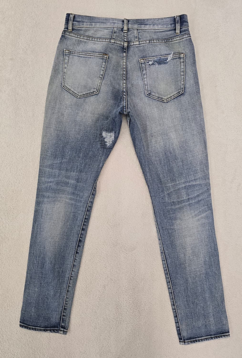생로랑 무릎찢청 청바지.  싸이즈 30 상품이미지3