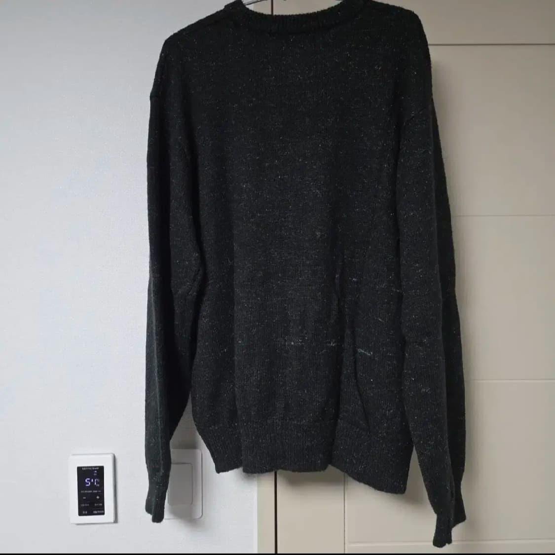 위캔더스 메탈릭 스웨터 블랙 L 택달린 새상품 상품이미지2