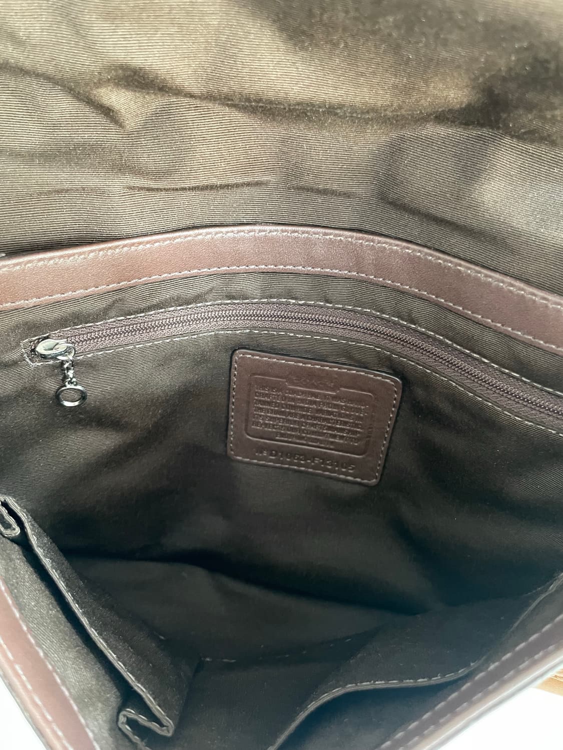 코치 브라운 소호 가죽 숄더백 상품이미지9