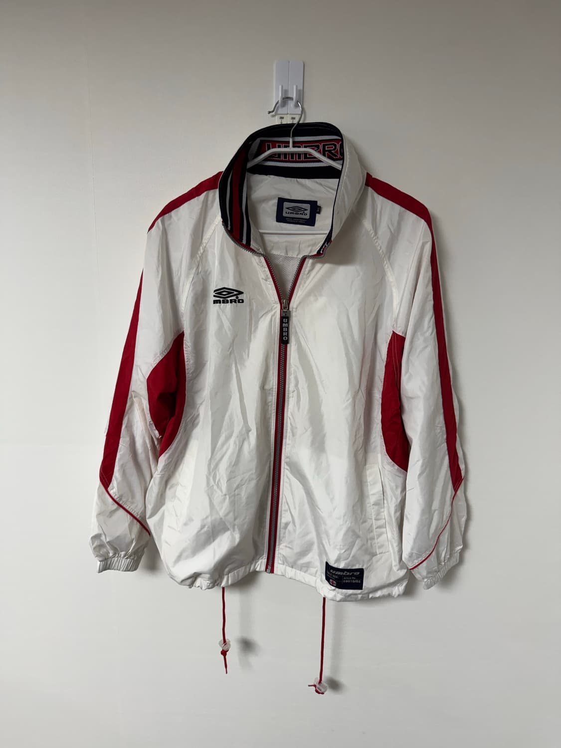 L) 데드스탁-엄브로 잉글랜드 바람막이 상품이미지1